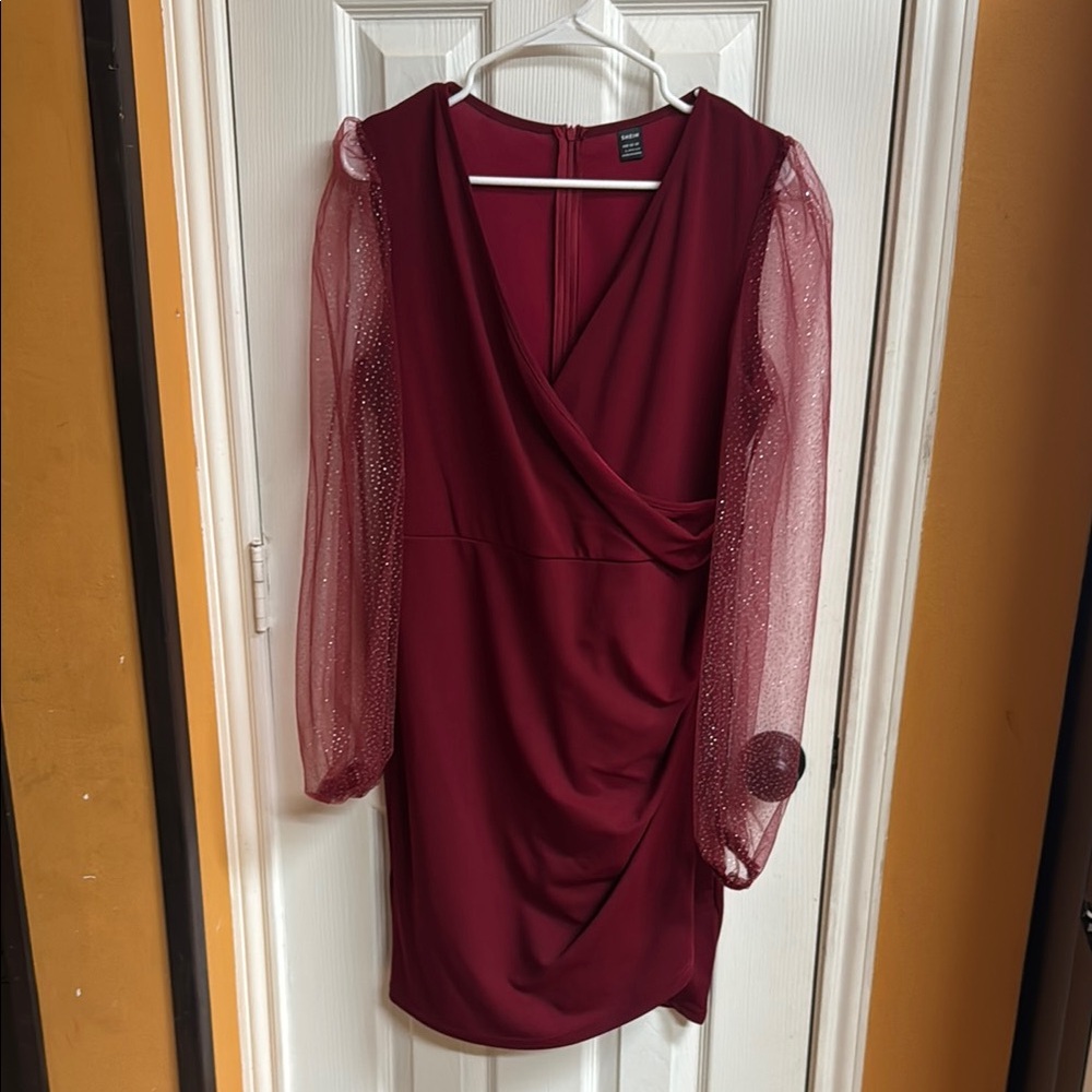 SHEIN Red Bodycon Dress with Bishop Sleeves and V-Neck